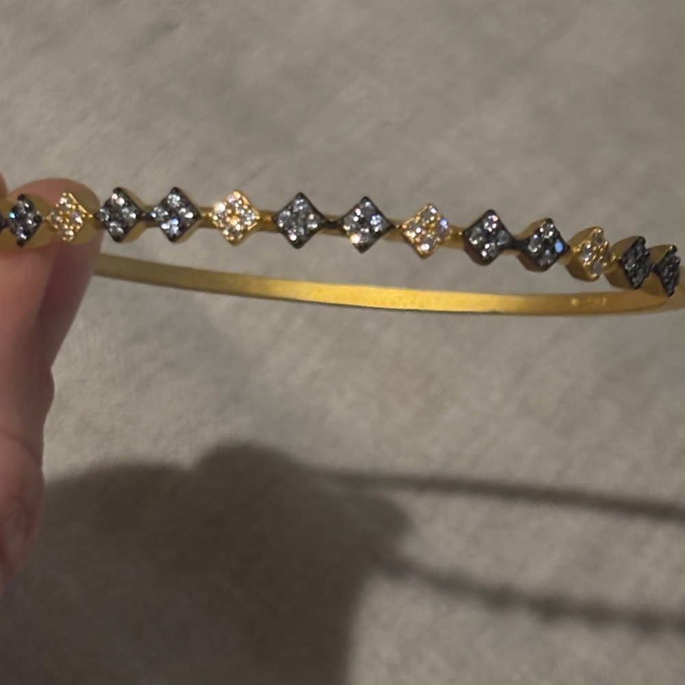 Elegant Gold Women's Bracelet Freida Rothman 925 Sterling Silver bangle